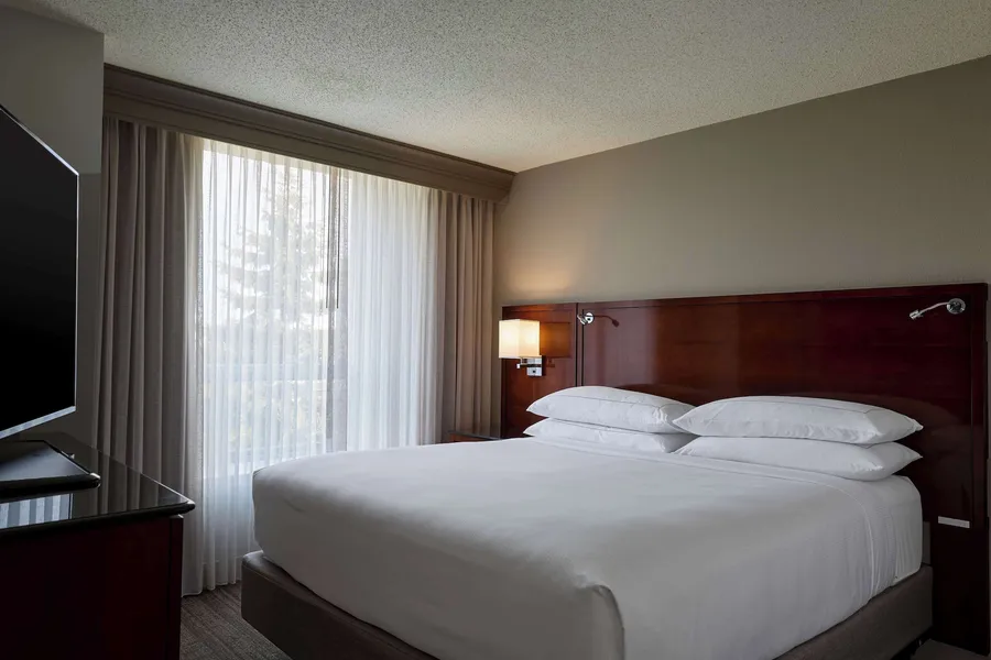 DoubleTree by Hilton Minneapolis Airport, MN hotel detail image 6
