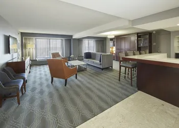 Doubletree by Hilton Bloomington - Minneapolis South hotel thumbnail 6