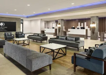 Doubletree by Hilton Bloomington - Minneapolis South hotel thumbnail 4