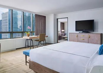 The Marquette Hotel, Curio Collection by Hilton hotel thumbnail 4