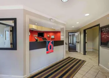 Studio 6 Extended Stay Minneapolis Airport Eagan North MN hotel thumbnail 4
