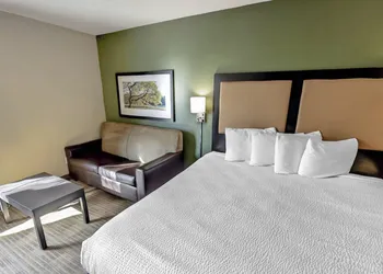 Suburban Studios Minneapolis Bloomington hotel thumbnail 2