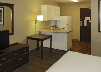 Suburban Studios Minneapolis Bloomington hotel thumbnail 5