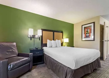 Suburban Studios Minneapolis Bloomington hotel thumbnail 7