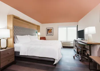 Holiday Inn Timonium Baltimore North by IHG hotel thumbnail 4