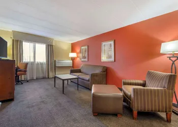 Best Western Plus St. Paul North/Shoreview hotel thumbnail 7
