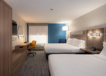 Holiday Inn Express Hotel & Suites Minneapolis-Minnetonka by IHG hotel thumbnail 6