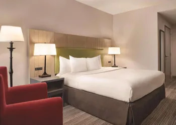 Country Inn & Suites by Radisson, Eagan, MN hotel thumbnail 5
