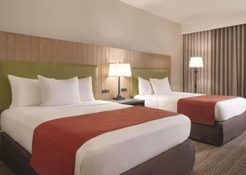 Country Inn & Suites by Radisson, Eagan, MN hotel thumbnail 6