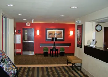 Suburban Studios Minneapolis Brooklyn Center hotel thumbnail 3