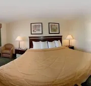 Quality Inn near Northtown Mall & National Sports Center hotel detail image 4