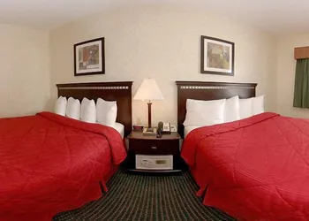 Quality Inn near Northtown Mall & National Sports Center hotel thumbnail 5
