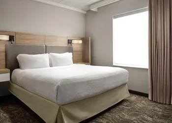 SpringHill Suites Minneapolis-St Paul Airpt/Mall of America hotel thumbnail 8