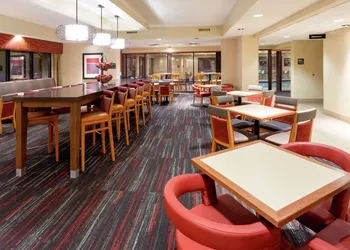Hampton Inn by Hilton Minneapolis/Eagan hotel thumbnail 4