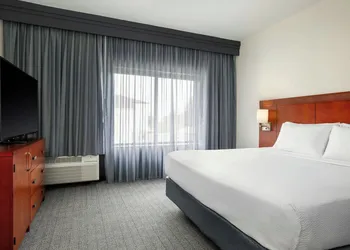 Courtyard by Marriott Minneapolis-St. Paul Airport hotel thumbnail 5