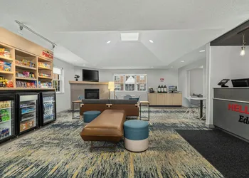 Towneplace Suites By Marriott Minneapolis Eden Prairie hotel thumbnail 2