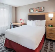 Towneplace Suites By Marriott Minneapolis Eden Prairie hotel detail image 4