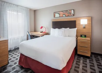 Towneplace Suites By Marriott Minneapolis Eden Prairie hotel thumbnail 4