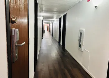 Travelodge by Wyndham Valleyfair Shakopee hotel thumbnail 4