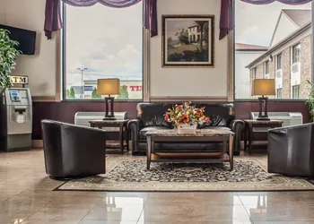 Quality Inn - Niagara Falls Blvd hotel thumbnail 3