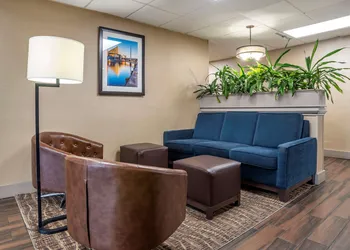 Comfort Inn Towson - Baltimore North hotel thumbnail 3