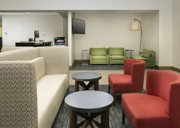 Holiday Inn Express & Suites Baltimore - BWI Airport North by IHG hotel thumbnail 3