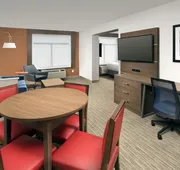 Holiday Inn Express & Suites Baltimore - BWI Airport North by IHG hotel detail image 4