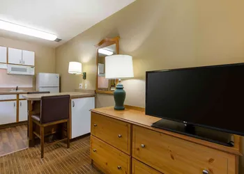 Extended Stay America Select Suites Baltimore BWI Airport hotel thumbnail 8