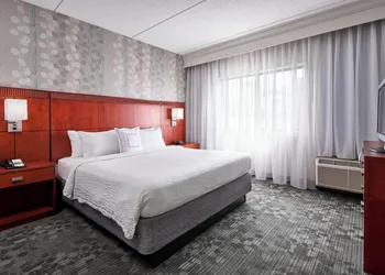 Courtyard by Marriott Baltimore BWI Airport hotel thumbnail 5