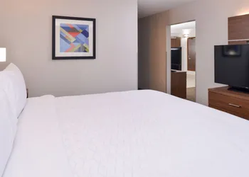 Holiday Inn Express Towson - Baltimore North by IHG hotel thumbnail 5
