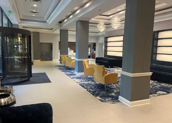 DoubleTree by Hilton Baltimore North - Pikesville hotel thumbnail 2