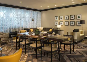 Renaissance Baltimore Harborplace Hotel hotel thumbnail 4