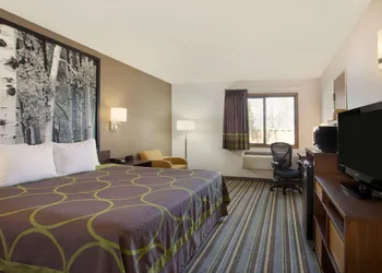 Super 8 by Wyndham Westminster Denver North hotel thumbnail 8