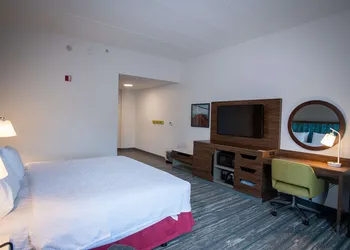 Hampton Inn Seaford hotel thumbnail 7