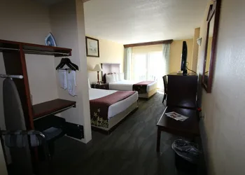 Gold Leaf Hotel of Dewey - Rehoboth Beach hotel thumbnail 7