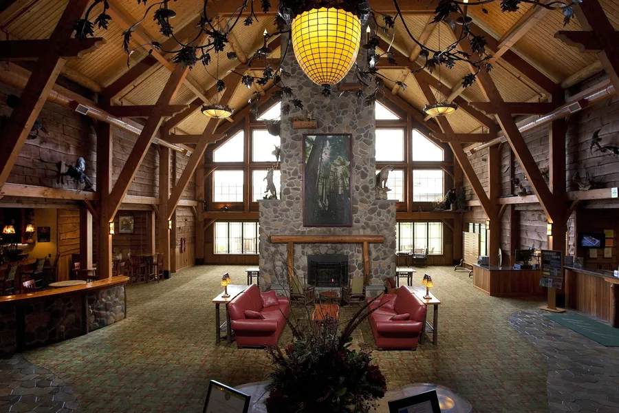 Hope Lake Lodge & Indoor Waterpark hotel detail image 2