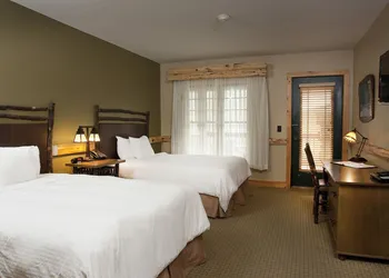 Hope Lake Lodge & Indoor Waterpark hotel thumbnail 7
