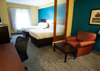 Holiday Inn Express Hotel & Suites Harrisburg West by IHG hotel thumbnail 2