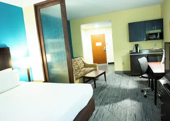 Holiday Inn Express Hotel & Suites Harrisburg West by IHG hotel thumbnail 7
