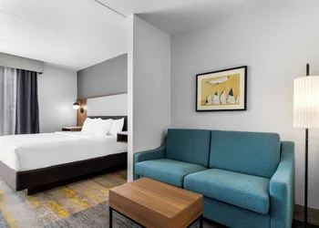 Comfort Inn & Suites York North hotel thumbnail 7
