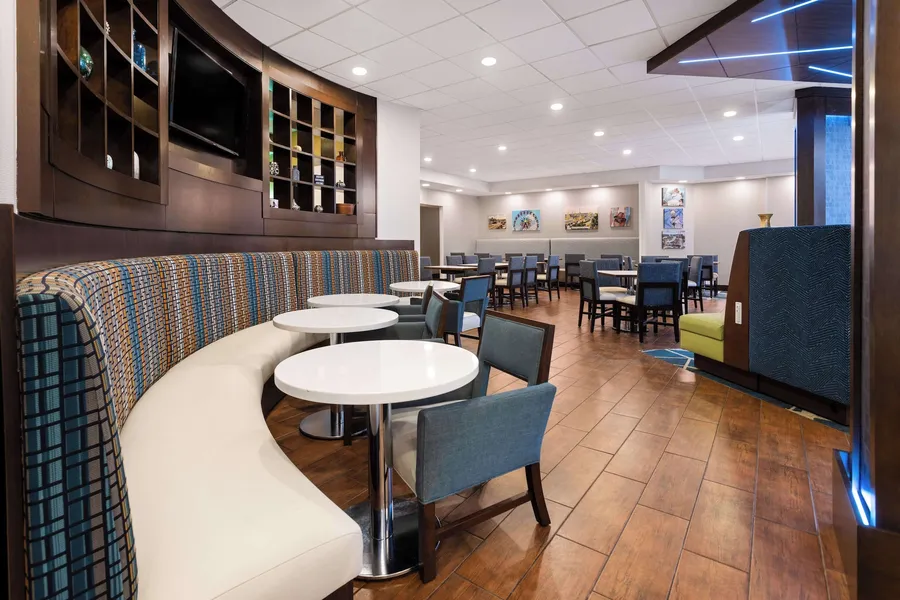 Hampton Inn & Suites Hershey hotel detail image 2