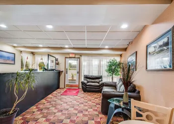 Econo Lodge Mechanicsburg - Harrisburg West hotel thumbnail 4
