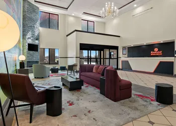 Ramada by Wyndham Harrisburg/Hershey Area hotel thumbnail 4