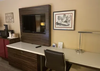 Ramada by Wyndham Harrisburg/Hershey Area hotel thumbnail 6