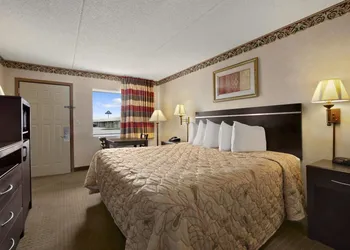 Days Inn by Wyndham Grantville Hershey North hotel thumbnail 5