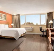 Travelodge by Wyndham Richmond Hill hotel detail image 7