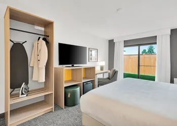 Spark by Hilton Toronto Markham hotel thumbnail 7