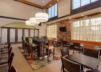 Hampton Inn & Suites Pharr hotel thumbnail 2