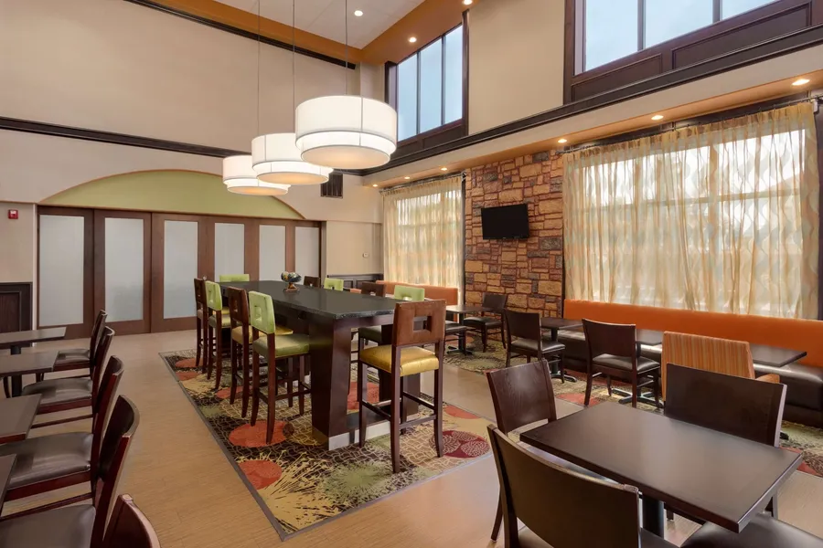 Hampton Inn & Suites Pharr hotel detail image 2