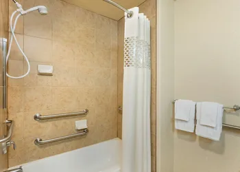 Hampton Inn & Suites Pharr hotel thumbnail 6